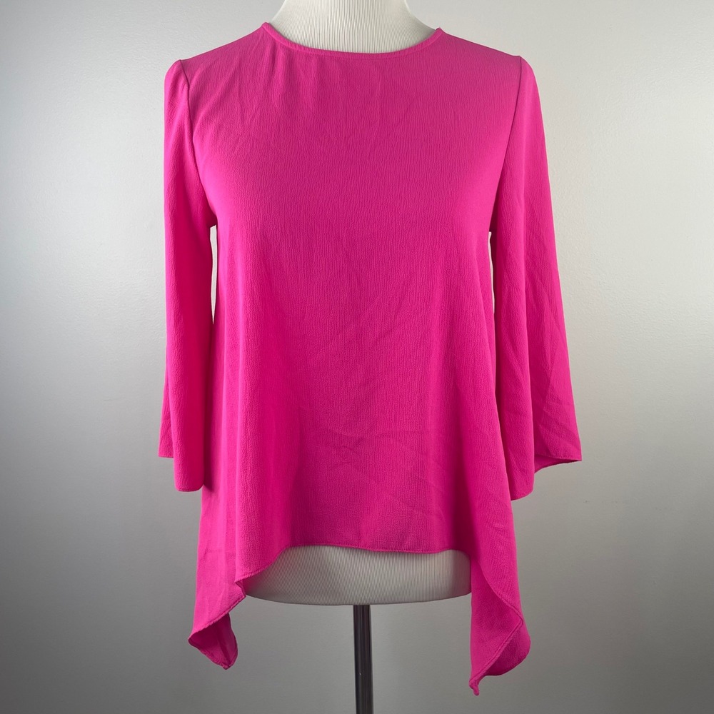 New York & Company Pink Sharkbite Handkerchief Hem Blouse XS CN120012